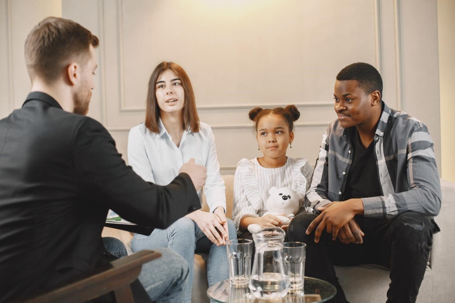 Finding the Right Hispanic Counseling Center for You and Your Family